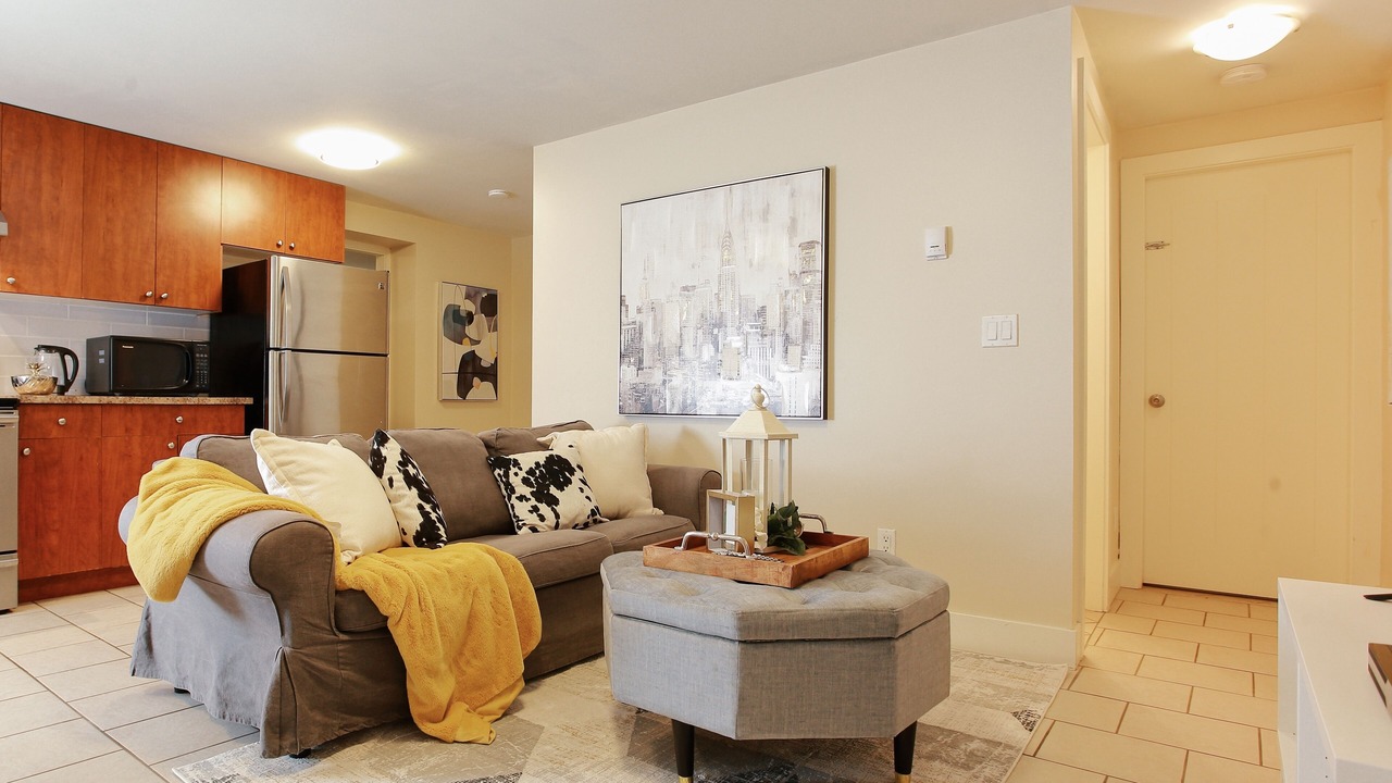 Photo of Livingroom in Burnaby