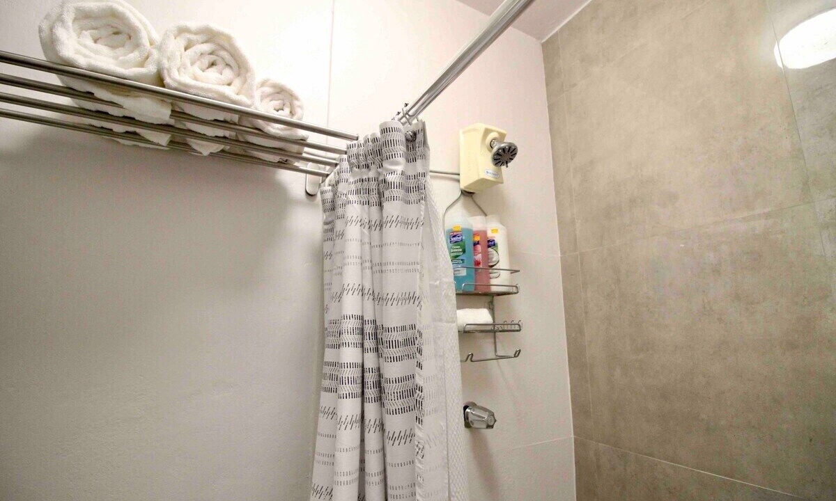 Photo of Bathroom in Mayaguez Pueblo