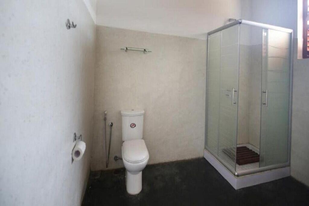 Photo of Bathroom in Kaduruduwa
