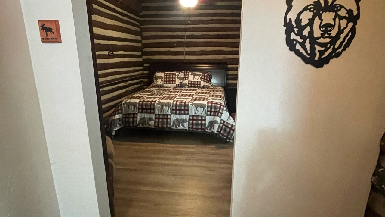 Photo of Bedroom in Drayton Plains