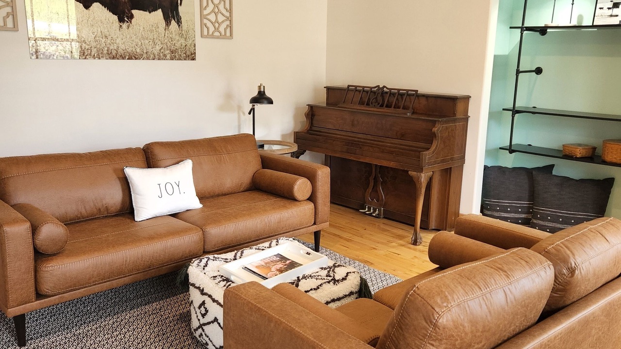 Photo of Livingroom in Wellsville