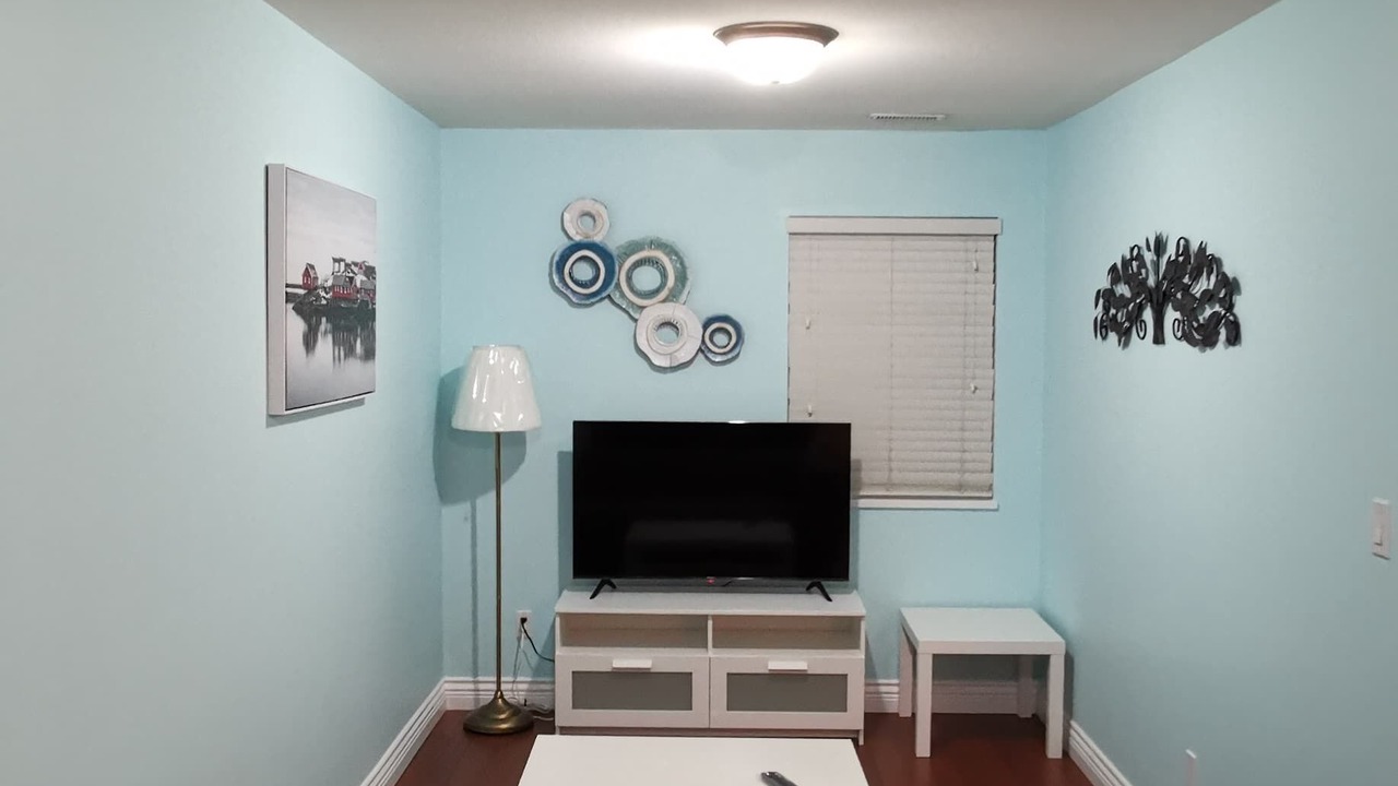 Photo of Livingroom in Maple Ridge