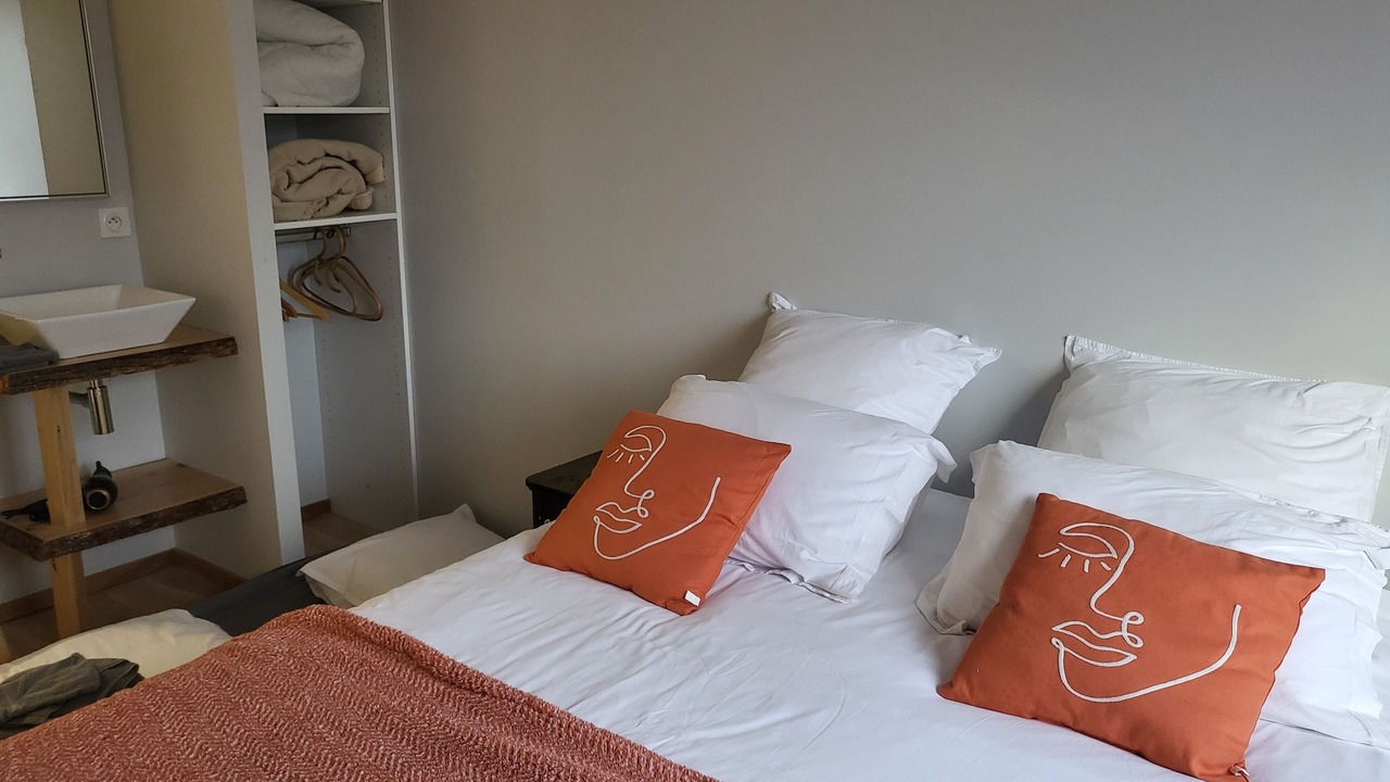Photo of Bedroom in Saint-Paul-en-Pareds