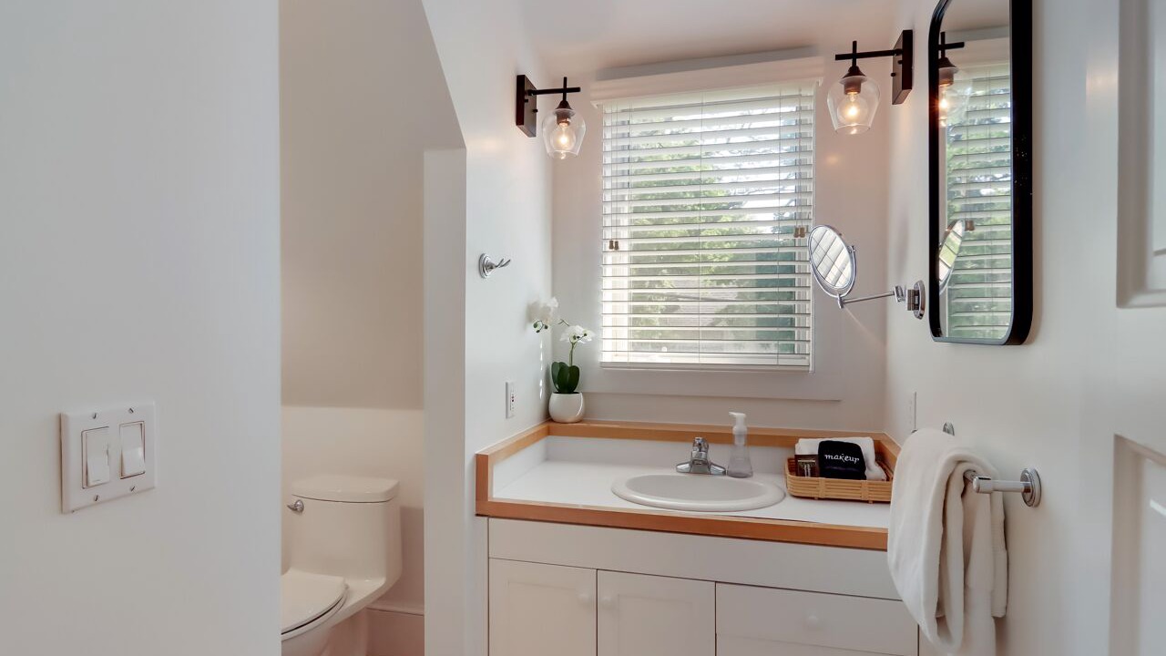 Photo of Bathroom in Suttons Bay