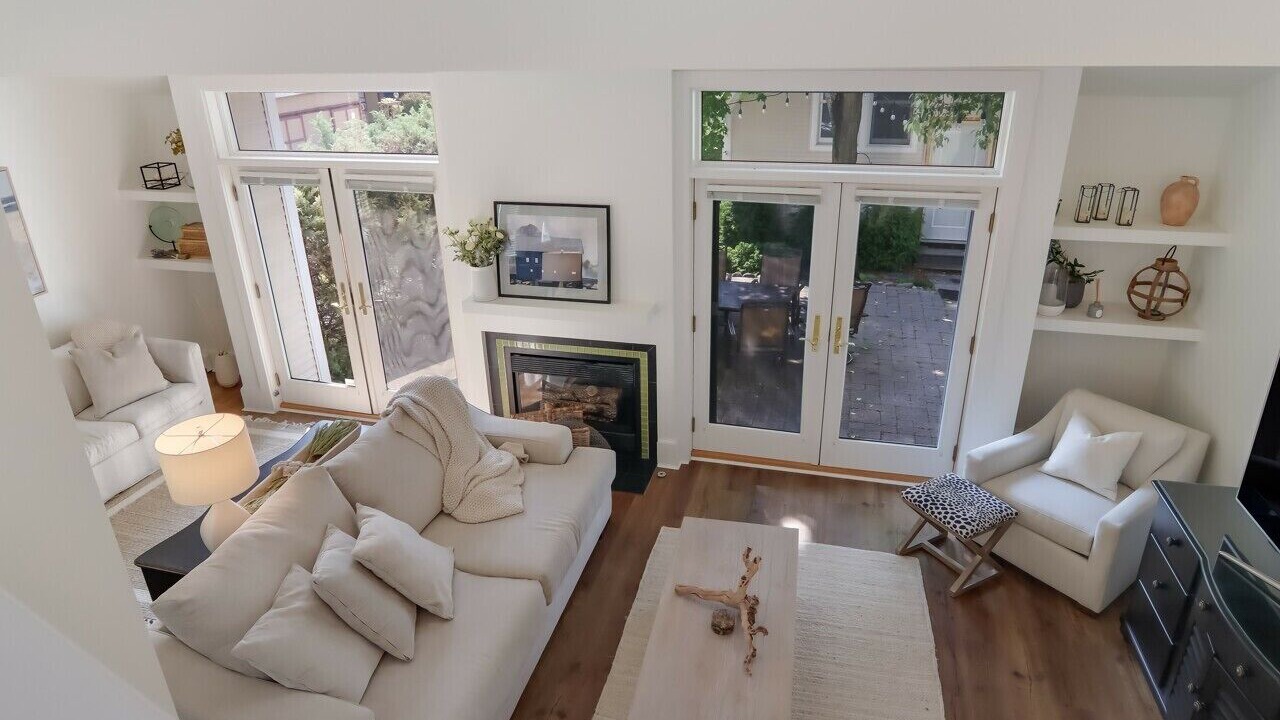 Photo of Livingroom in Suttons Bay