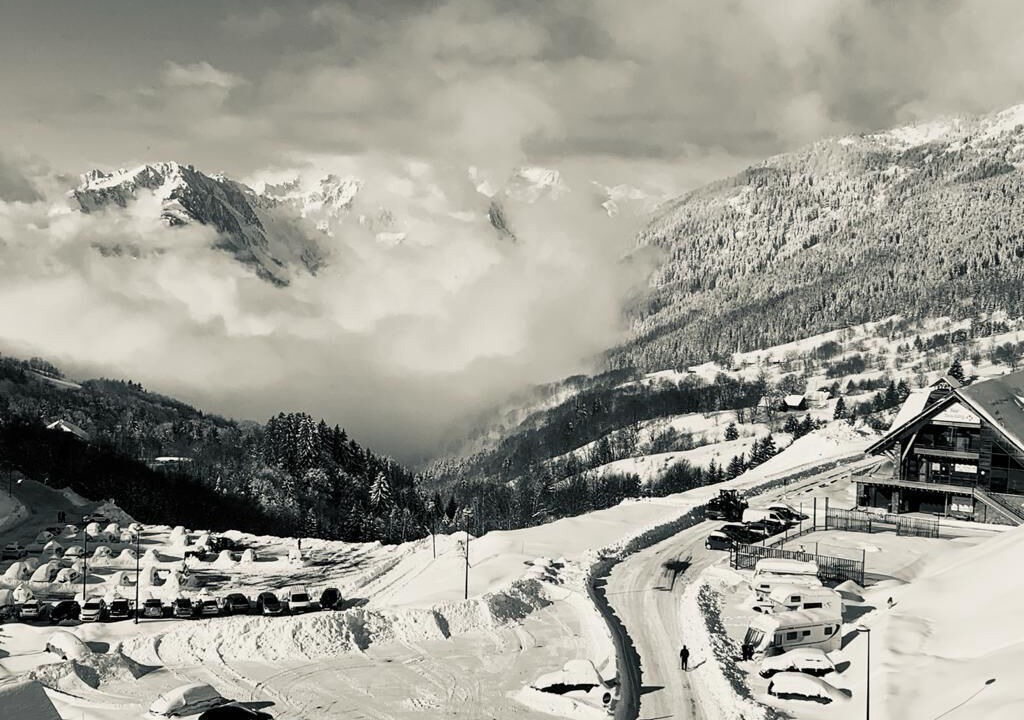 Photo of Others in Montgellafrey
