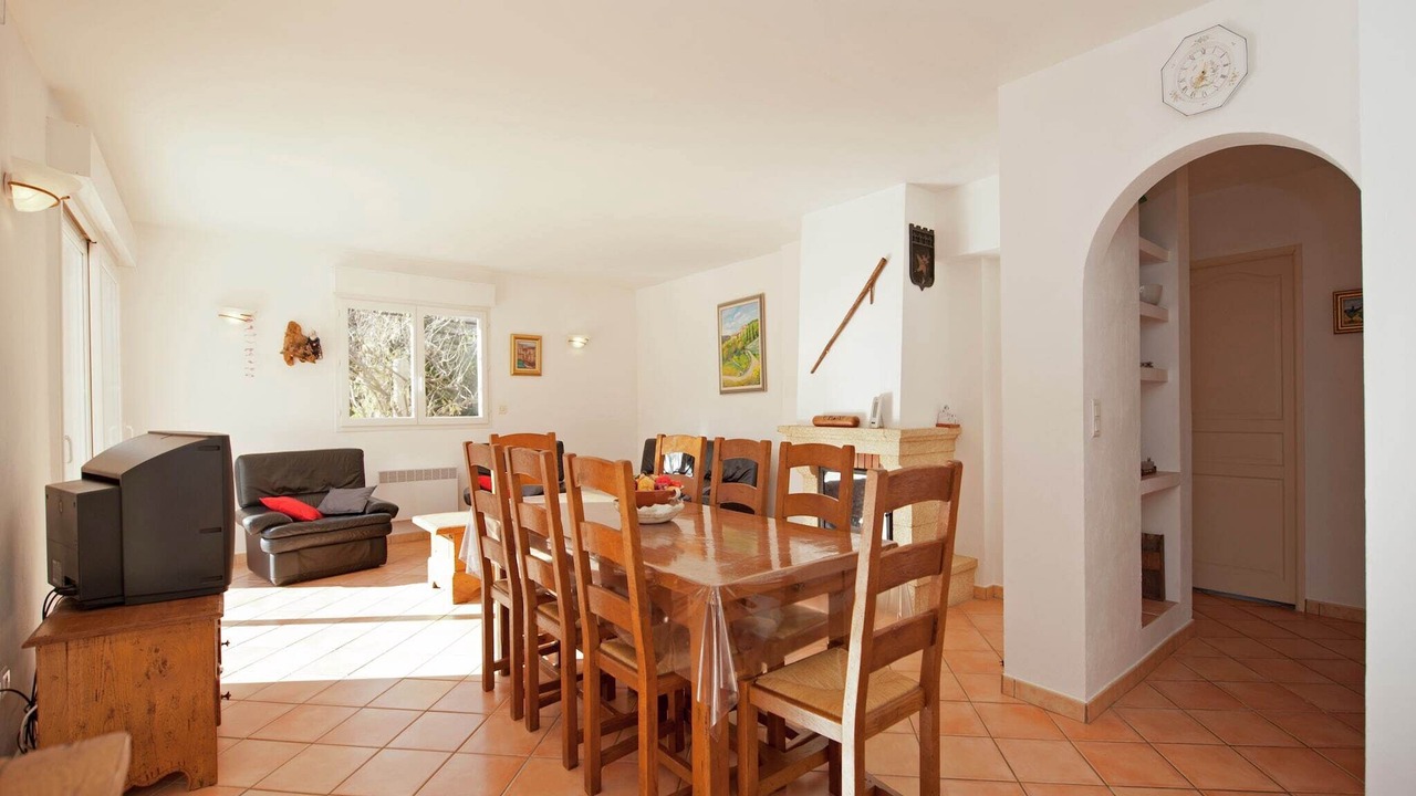 Photo of Livingroom in Saint-Paul-en-Foret