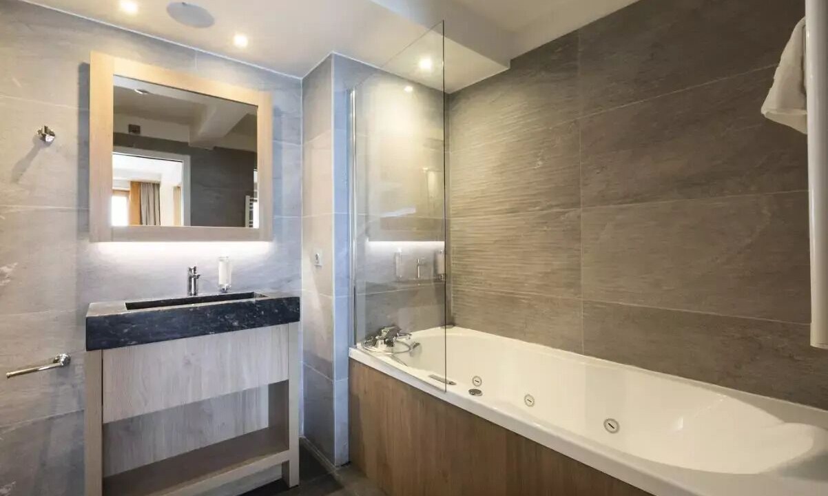 Photo of Bathroom in Lanslevillard