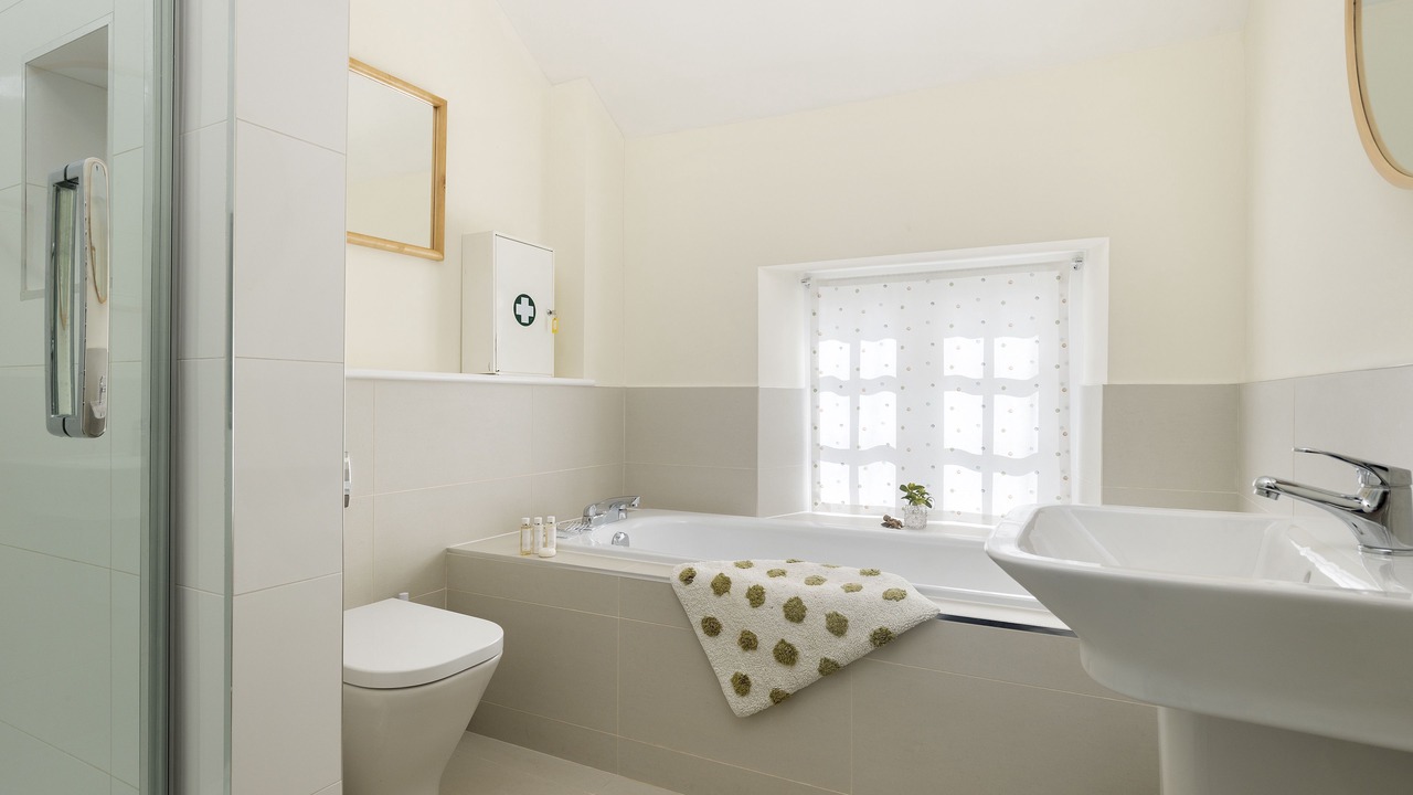 Photo of Bathroom in Vale of Glamorgan