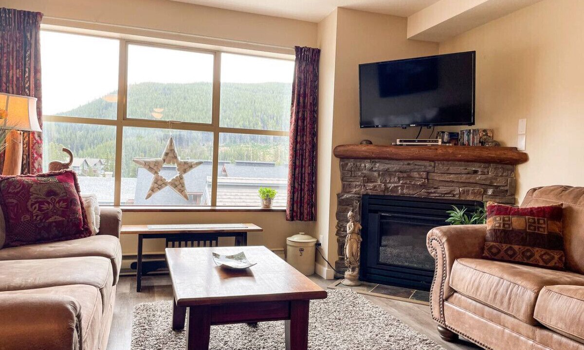 Photo of Livingroom in Okanagan-Similkameen