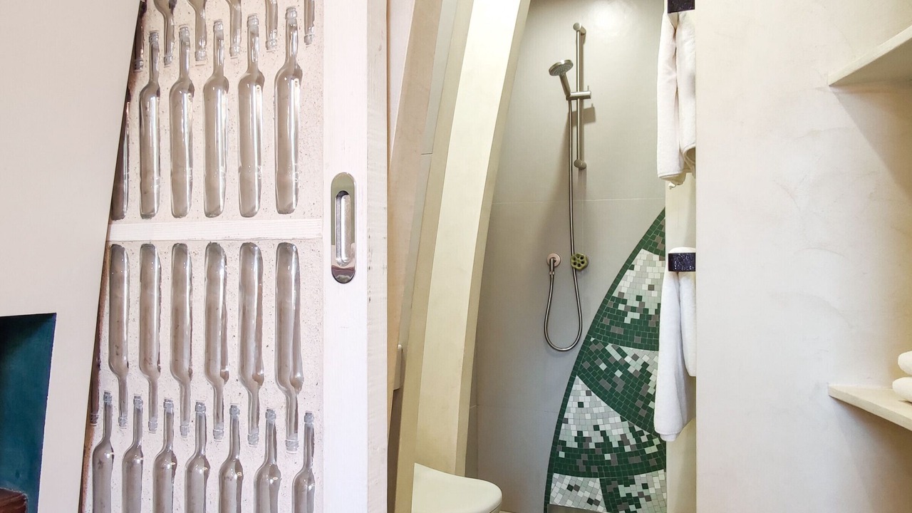 Photo of Bathroom in Pissotte