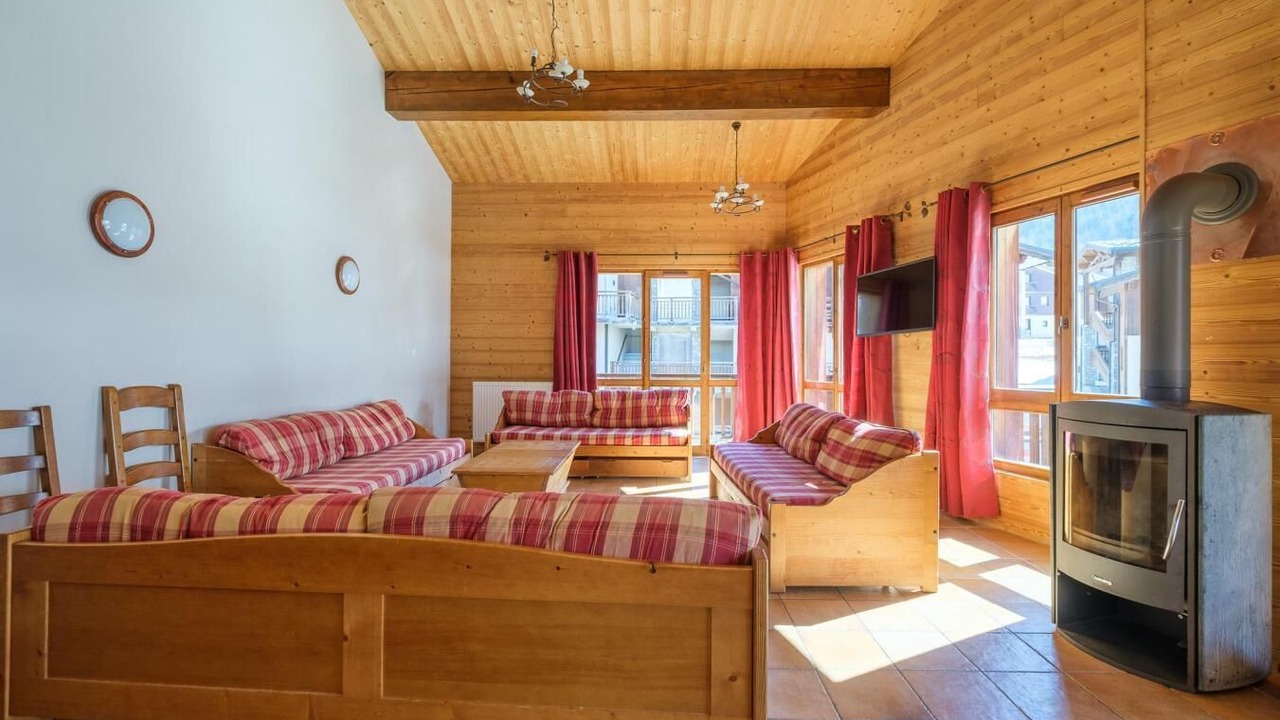 Photo of Livingroom in Lanslevillard
