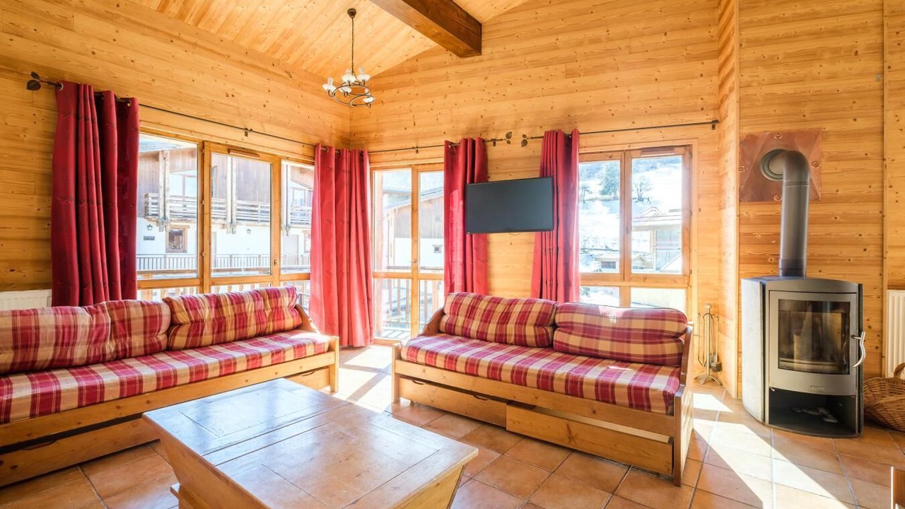 Photo of Livingroom in Lanslevillard