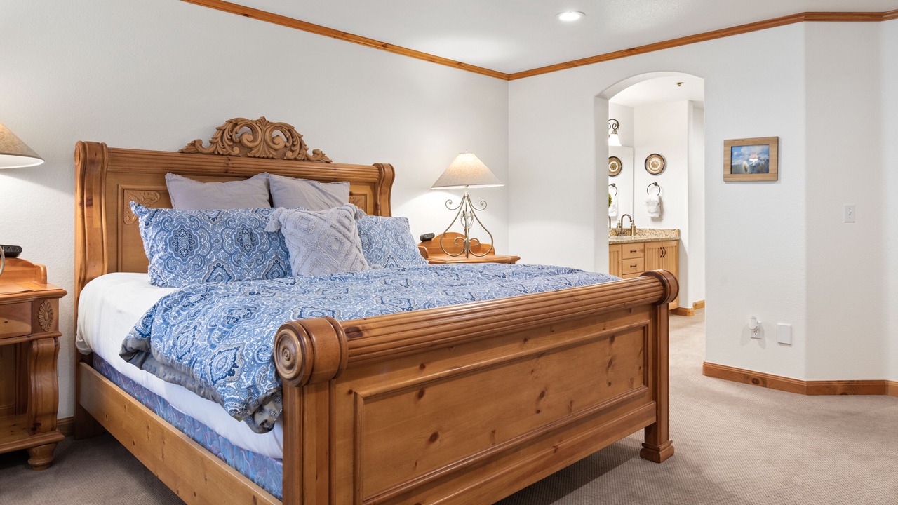 Photo of Bedroom in Midway