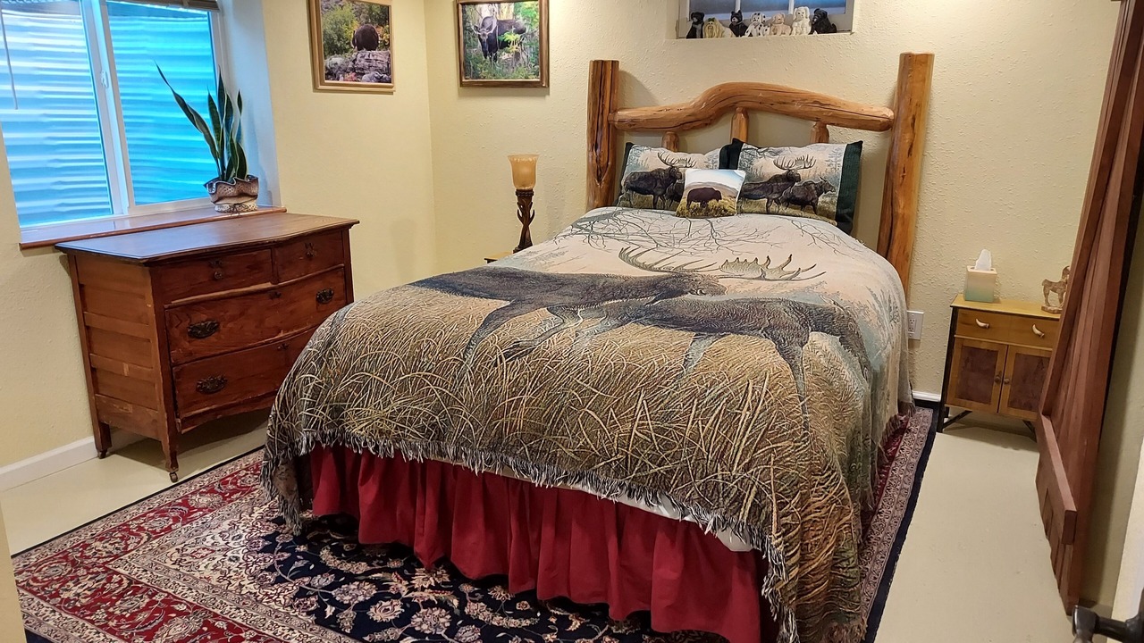 Photo of Bedroom in Evergreen