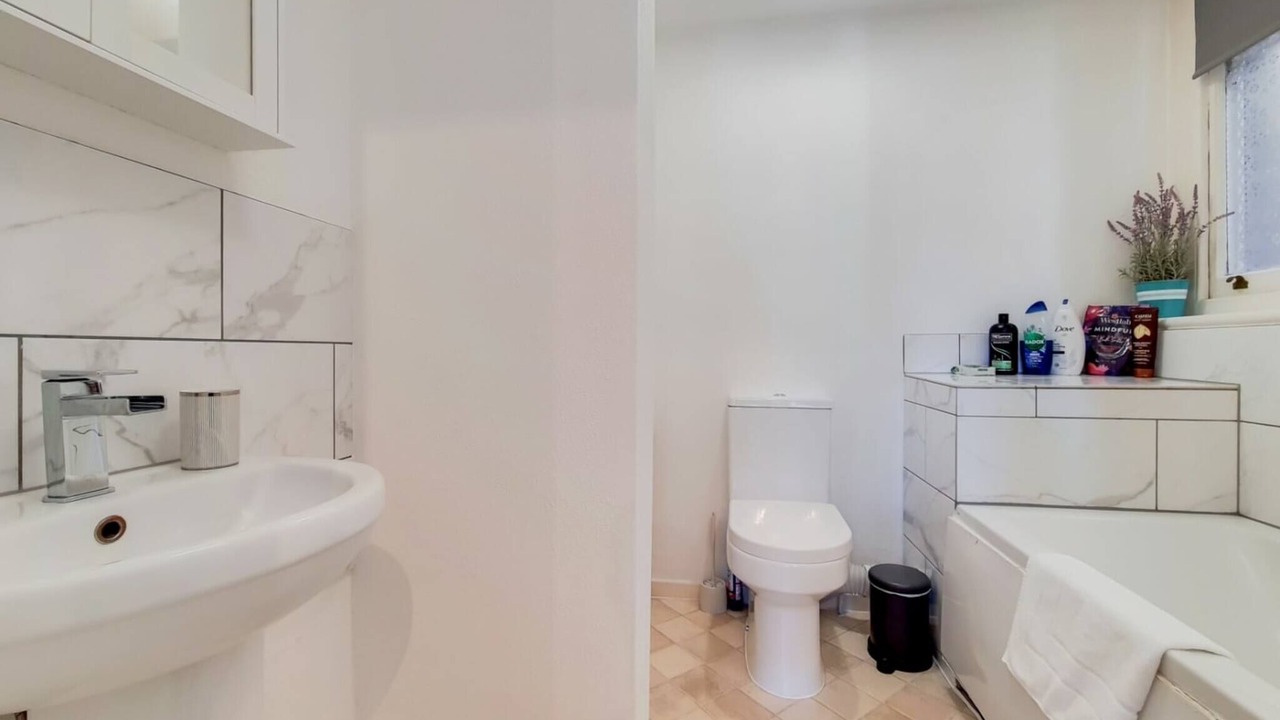 Photo of Bathroom in Ealing
