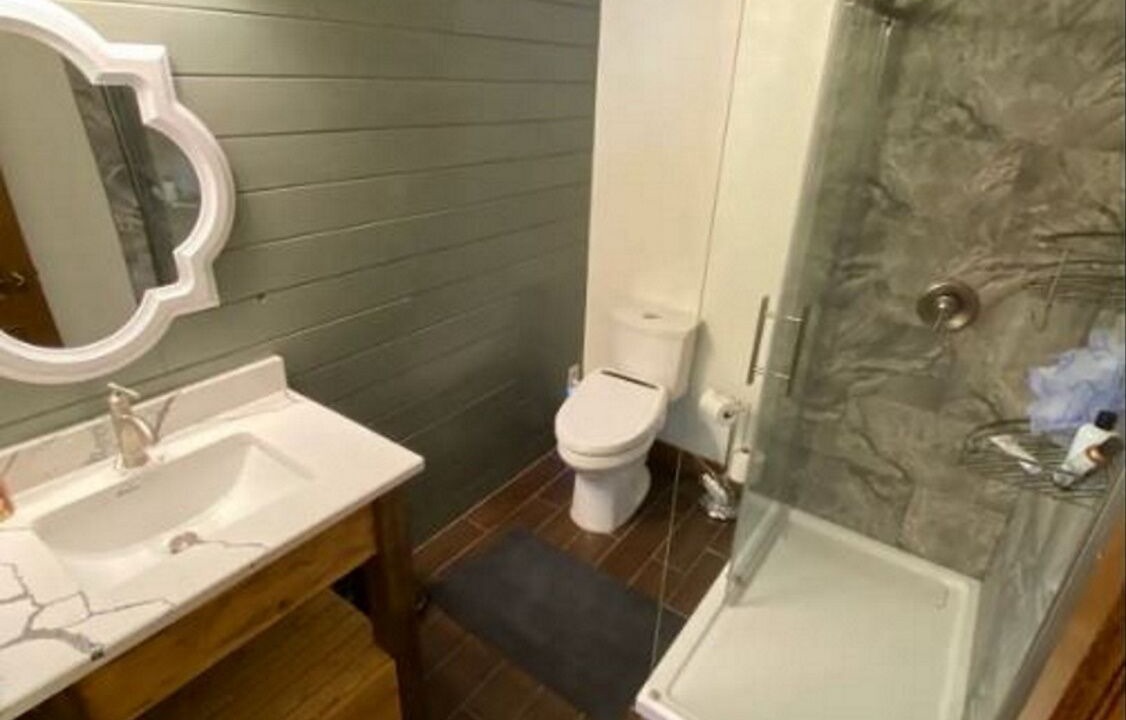Photo of Bathroom in Amherstburg