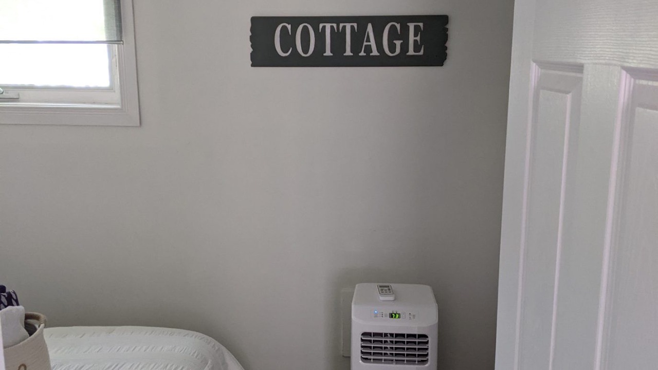 Photo of Bedroom in Crystal Beach