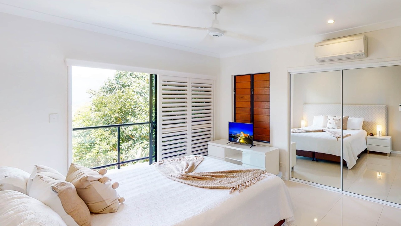 Photo of Others in Hamilton Island
