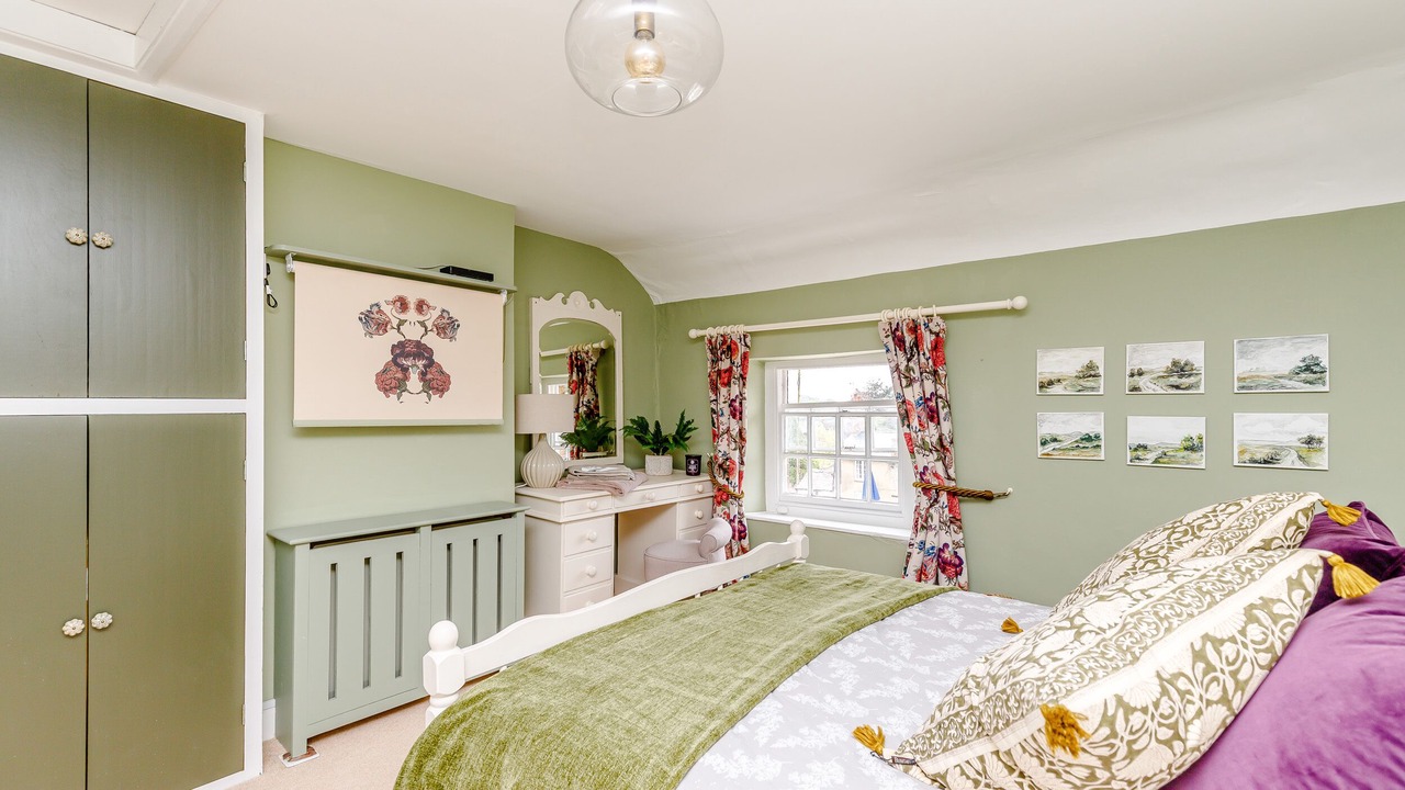 Photo of Bedroom in Stoke Bruerne