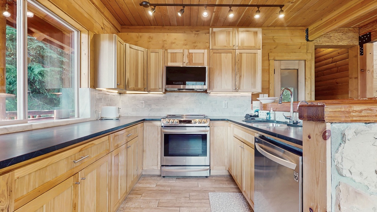 Photo of Kitchen in Hyak