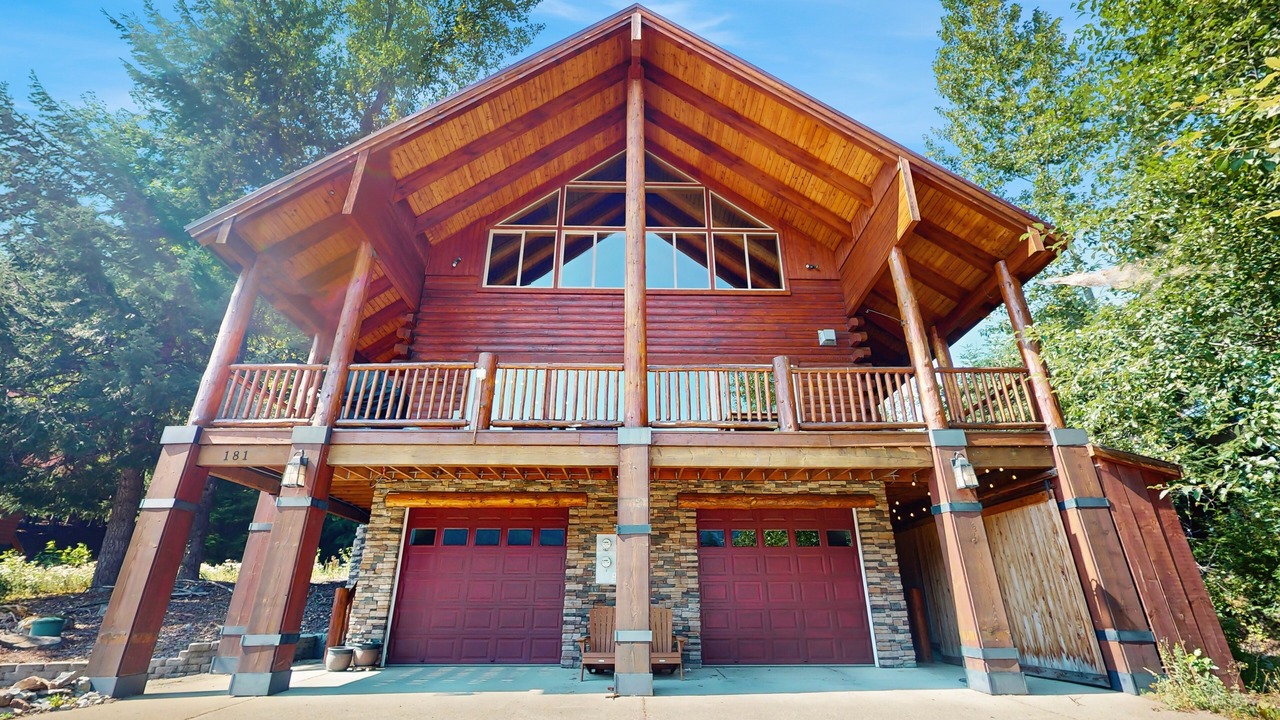 Photo of Outdoor in Hyak