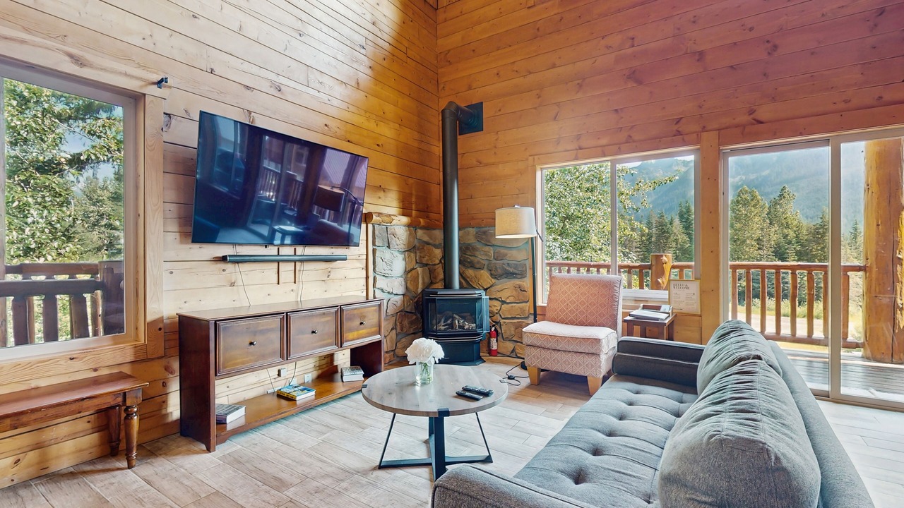 Photo of Livingroom in Hyak
