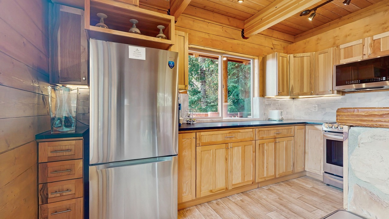 Photo of Kitchen in Hyak