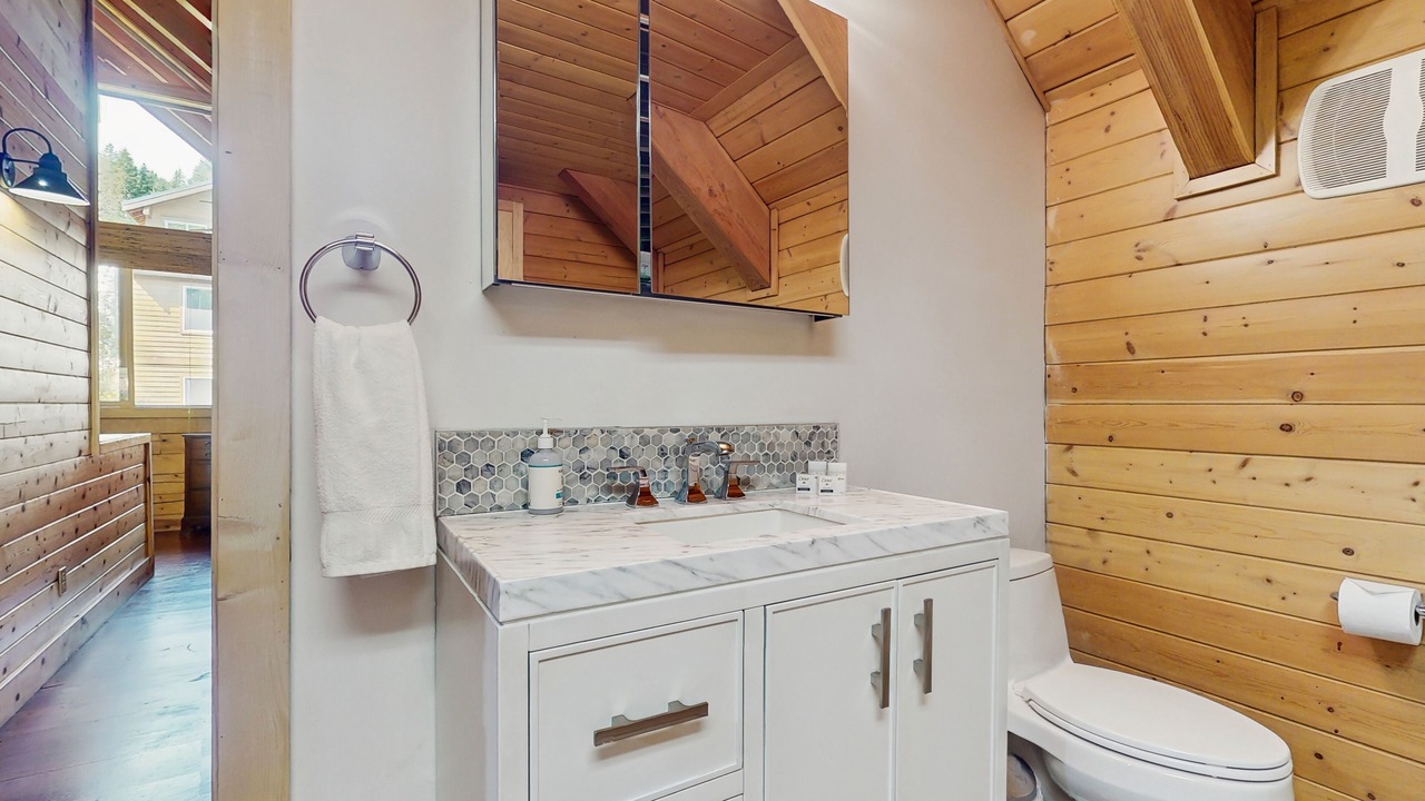 Photo of Bathroom in Hyak