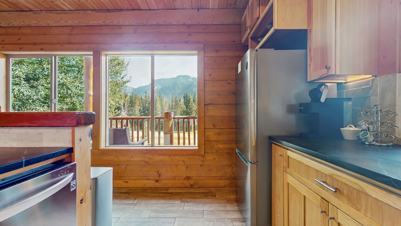 Photo of Kitchen in Hyak