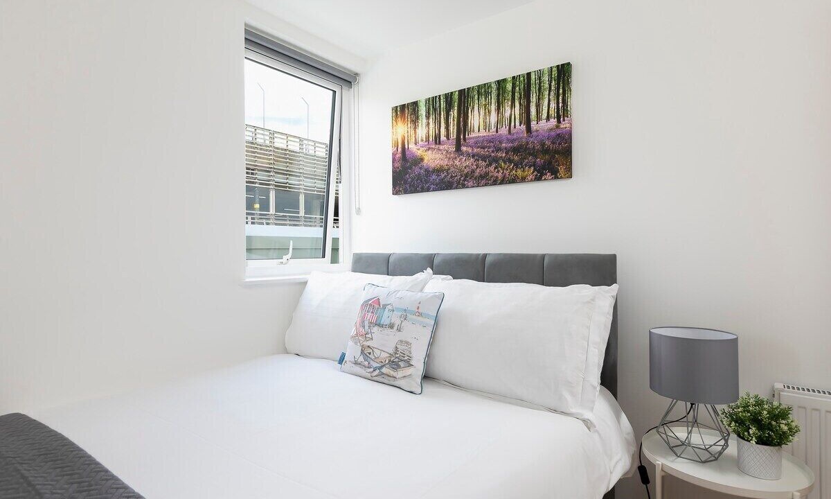 Photo of Bedroom in Bayswater