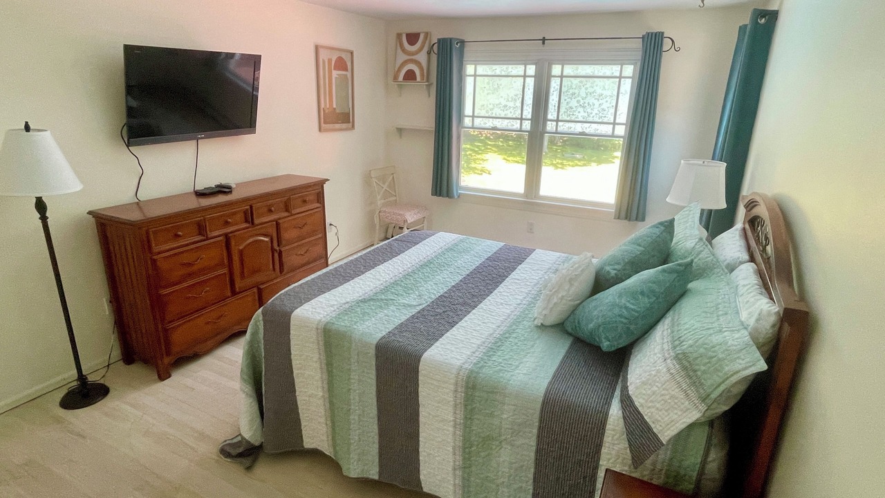 Photo of Bedroom in Amagansett North