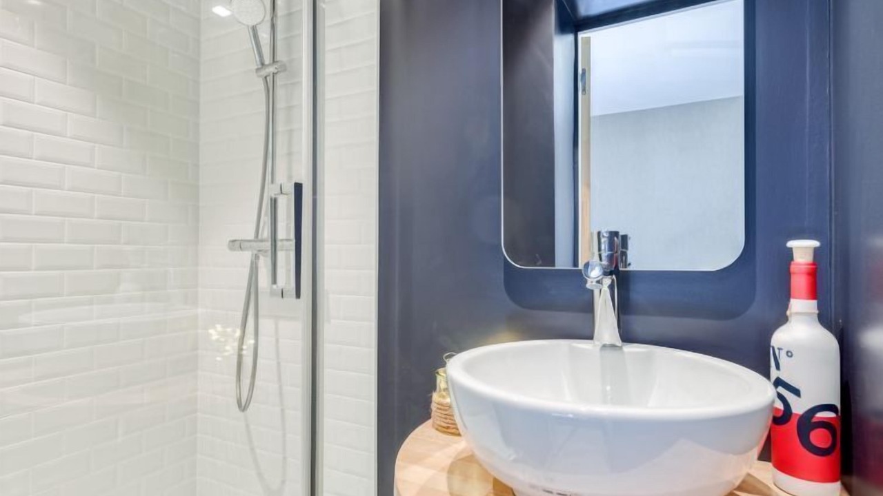 Photo of Bathroom in Carnac