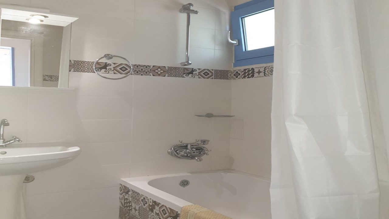 Photo of Bathroom in Piskopiano