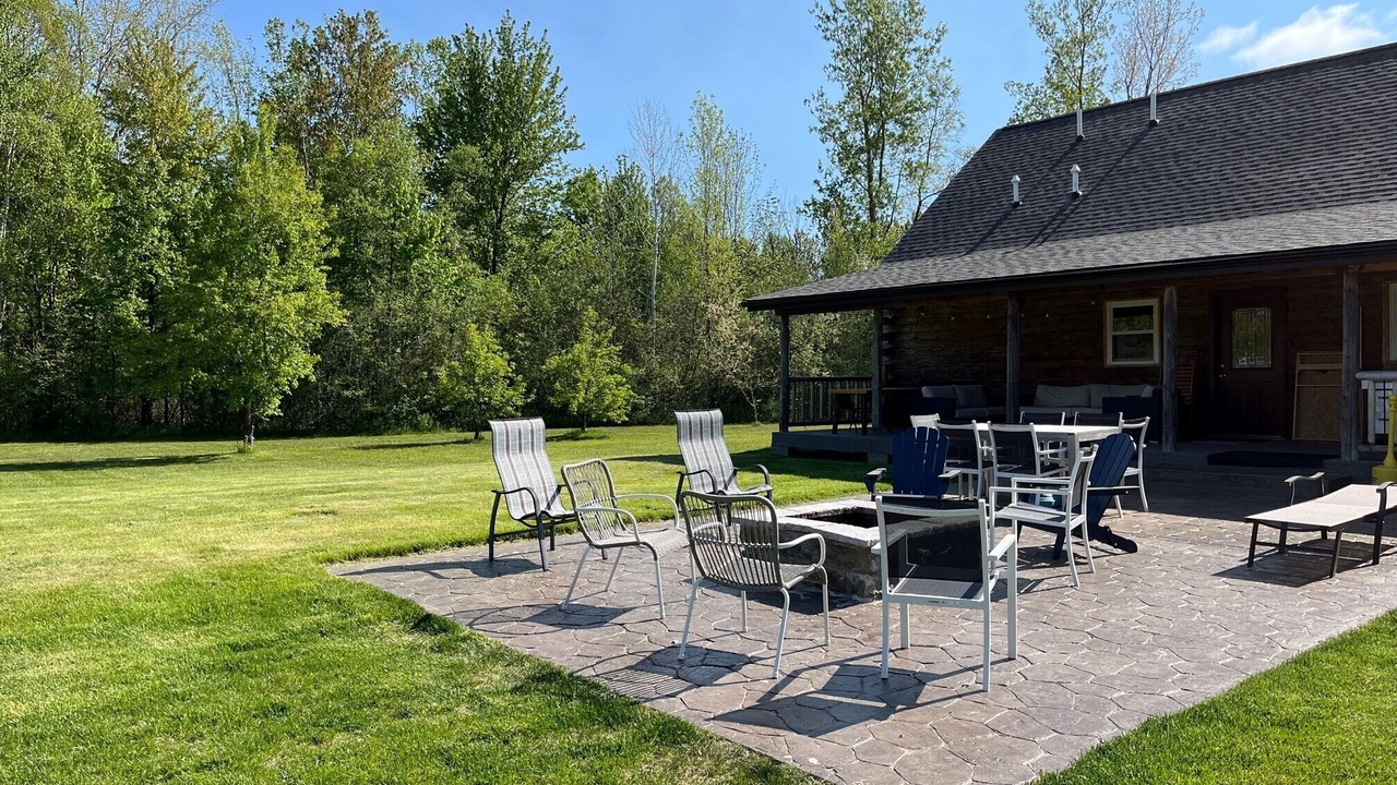 Photo of Outdoor in Millington