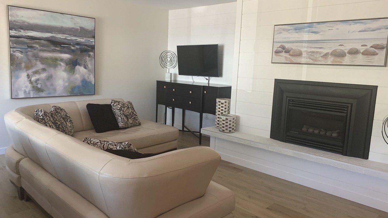 Photo of Livingroom in Cultus Lake