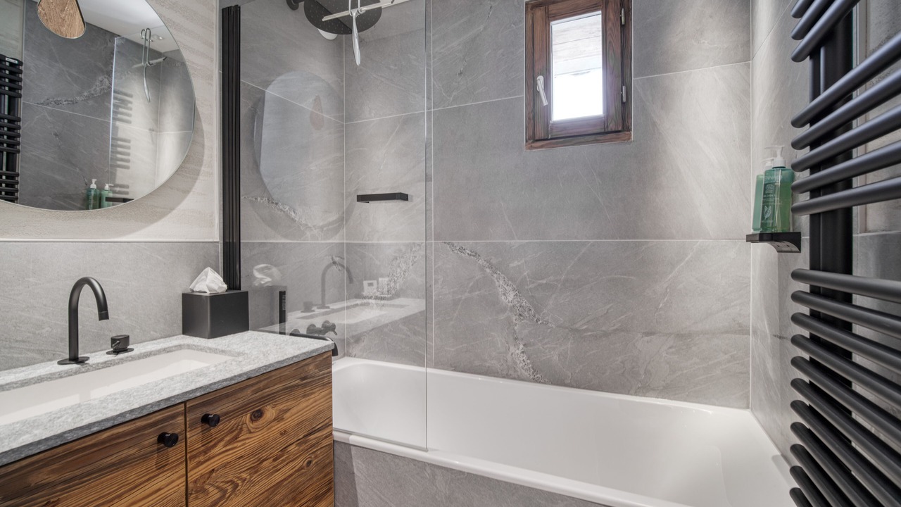 Photo of Bathroom in Les Almes