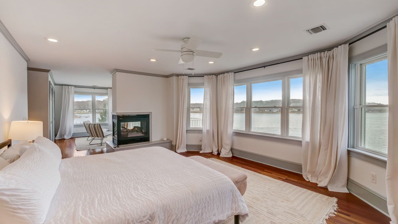 Photo of Bedroom in Southold