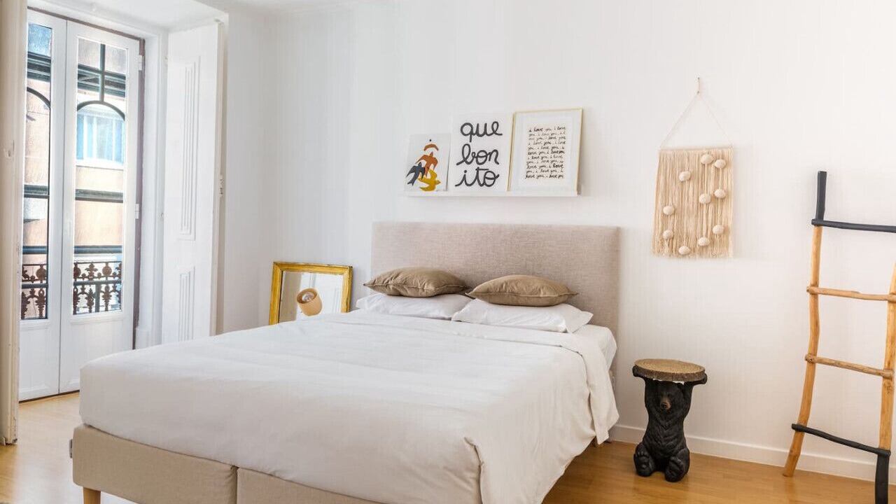 Photo of Bedroom in Cacilhas