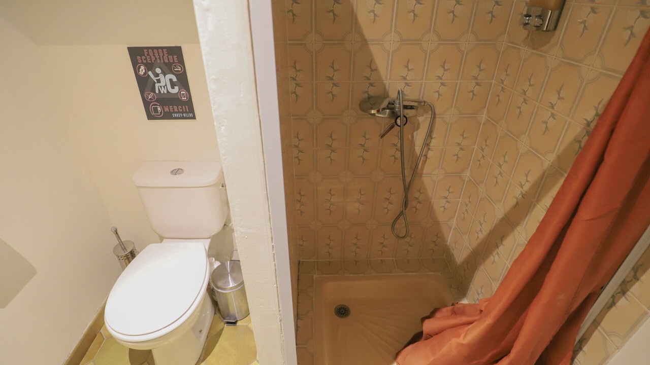 Photo of Bathroom in Poilly-lez-Gien