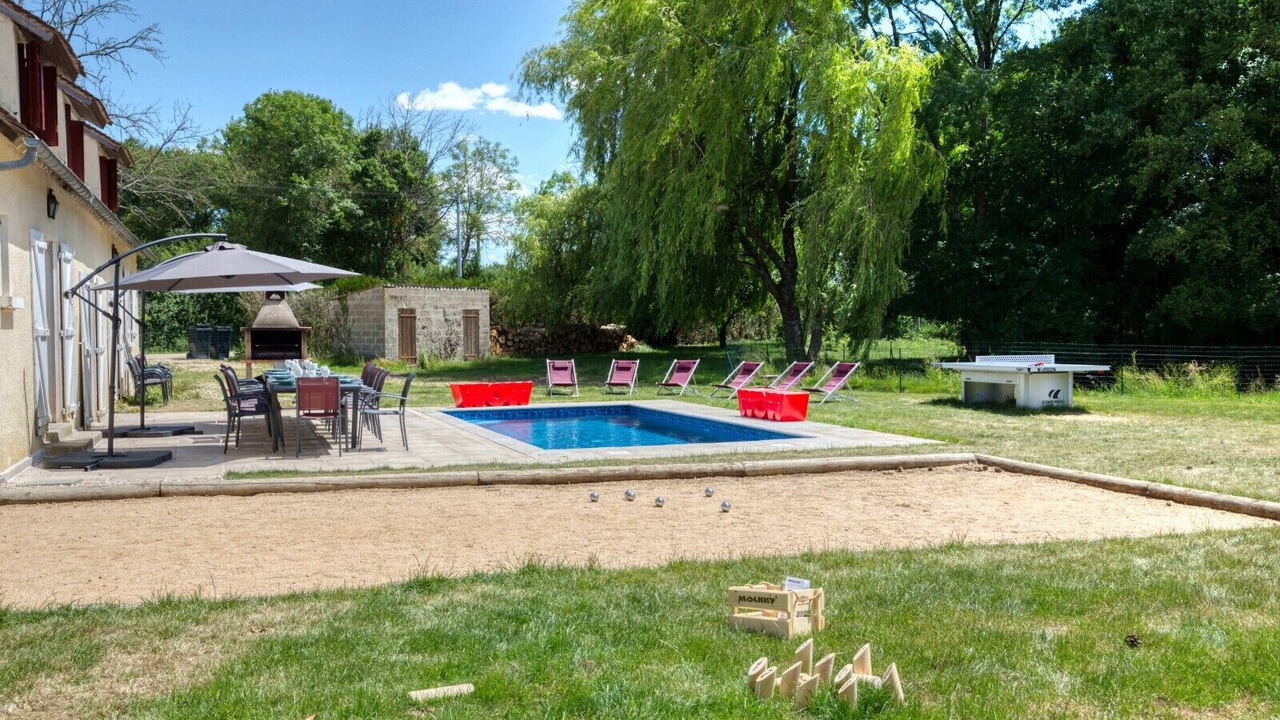 Photo of Outdoor in Champcevrais