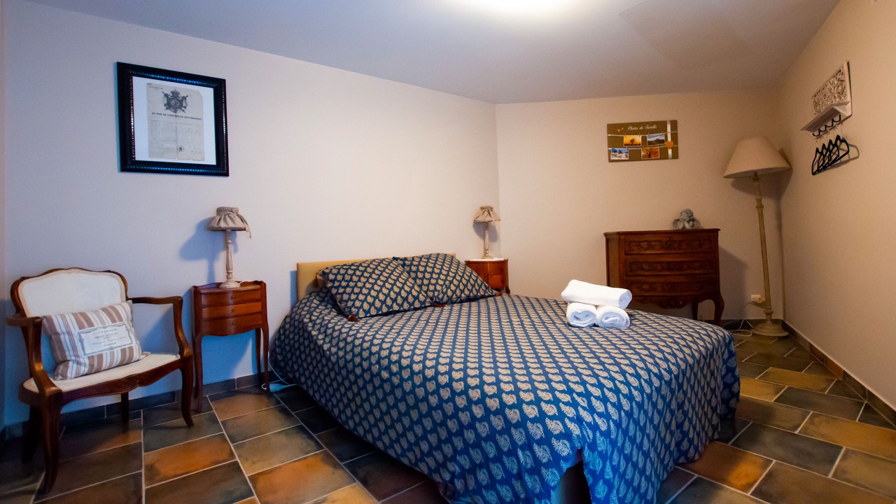 Photo of Bedroom in Vesseaux