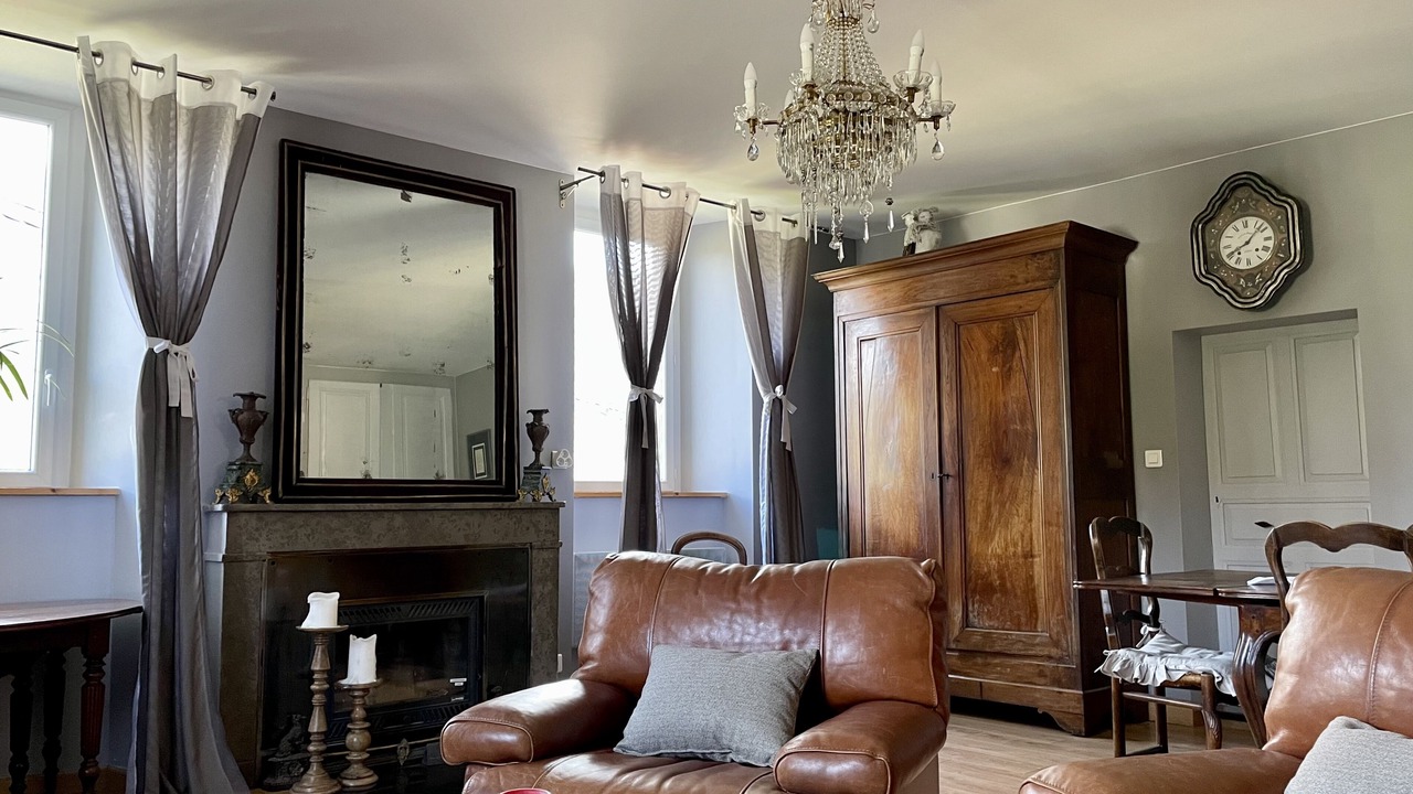 Photo of Livingroom in Vesseaux