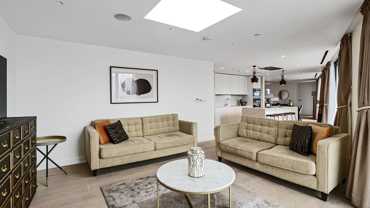 Photo of Livingroom in Cathedrals