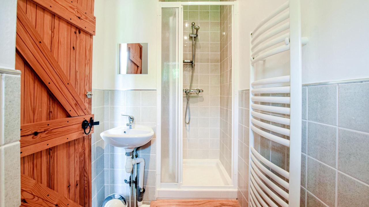Photo of Bathroom in Saint-Germain-de-Tallevende-la-Lande-Vaumont