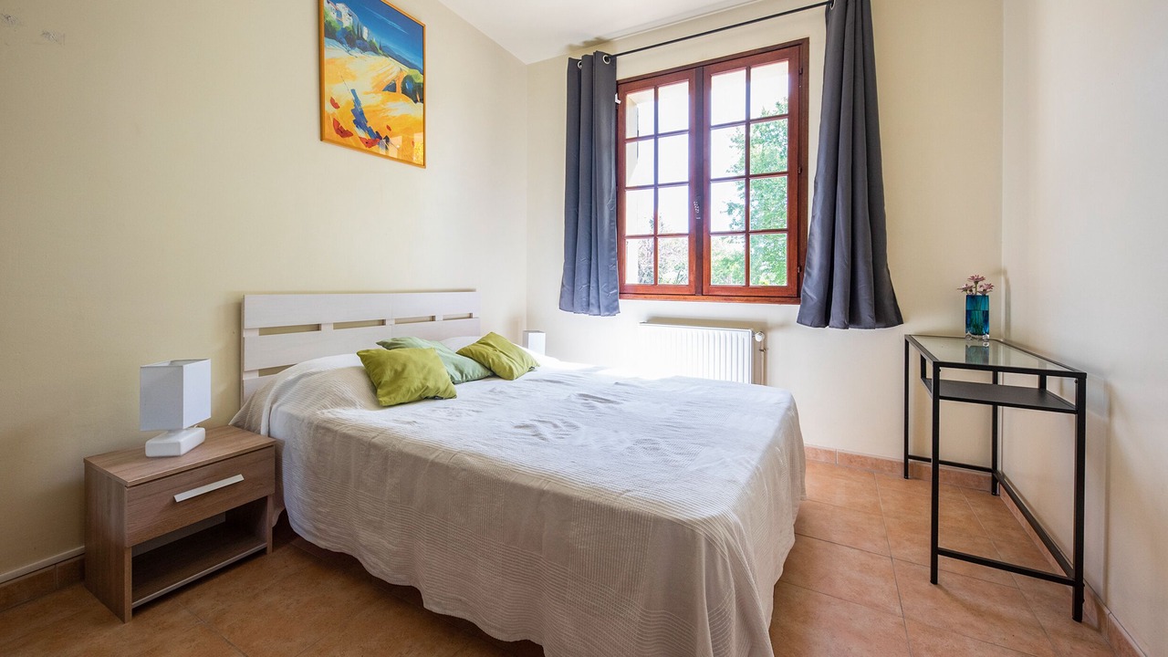 Photo of Bedroom in Haimps