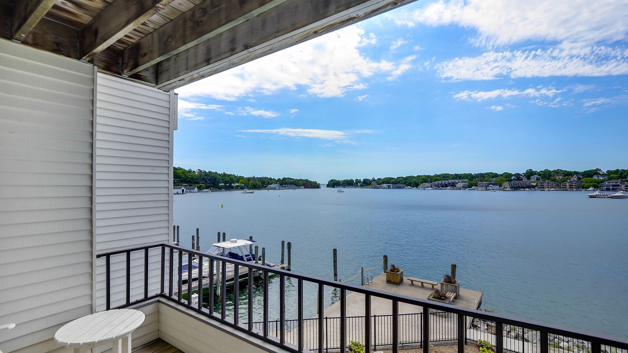 Photo of Patio Balcony in Charlevoix