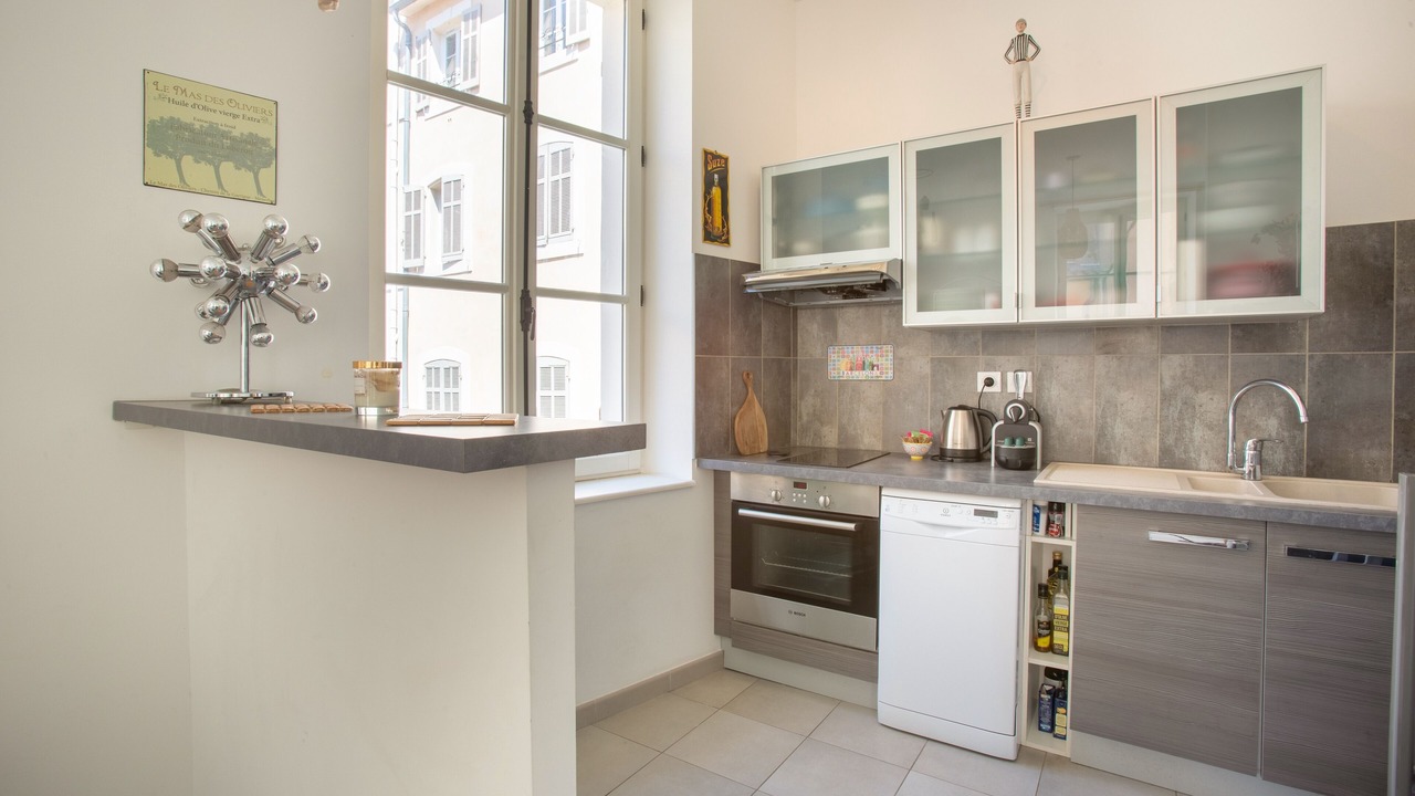 Photo of Kitchen in Opera