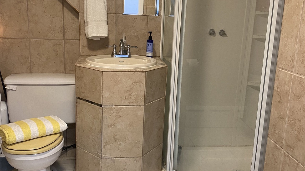 Photo of Bathroom in Silver Beach
