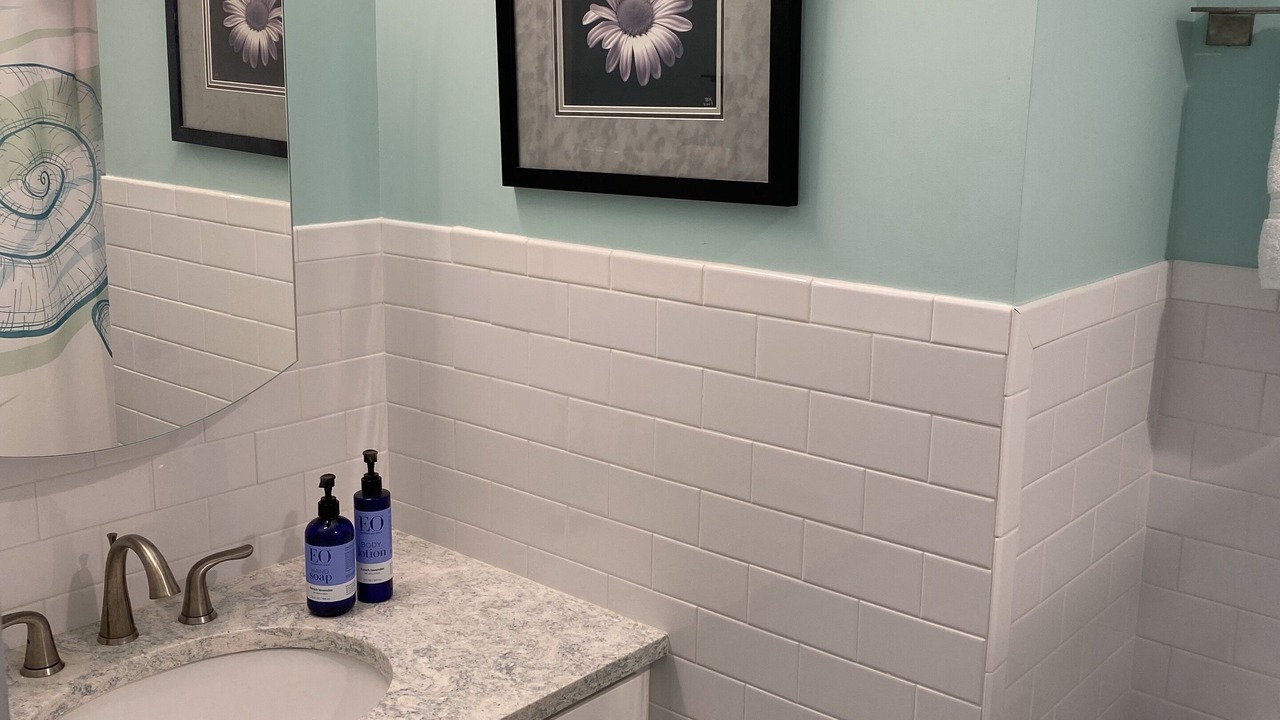 Photo of Bathroom in Silver Beach